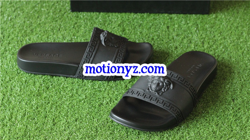 Brand Versace Black Slide